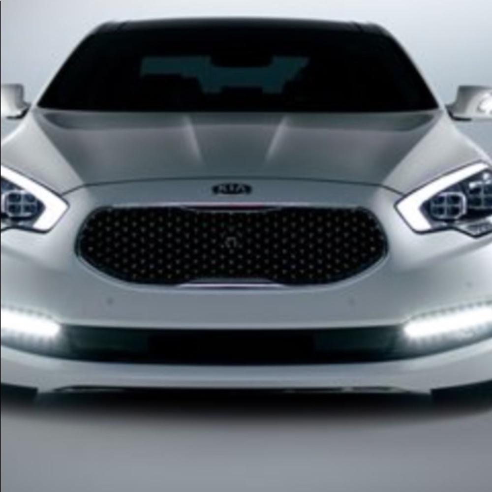 Meet your Posher, Adam